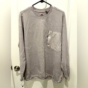 Levi’s Oversized Pullover Crewneck Shirt